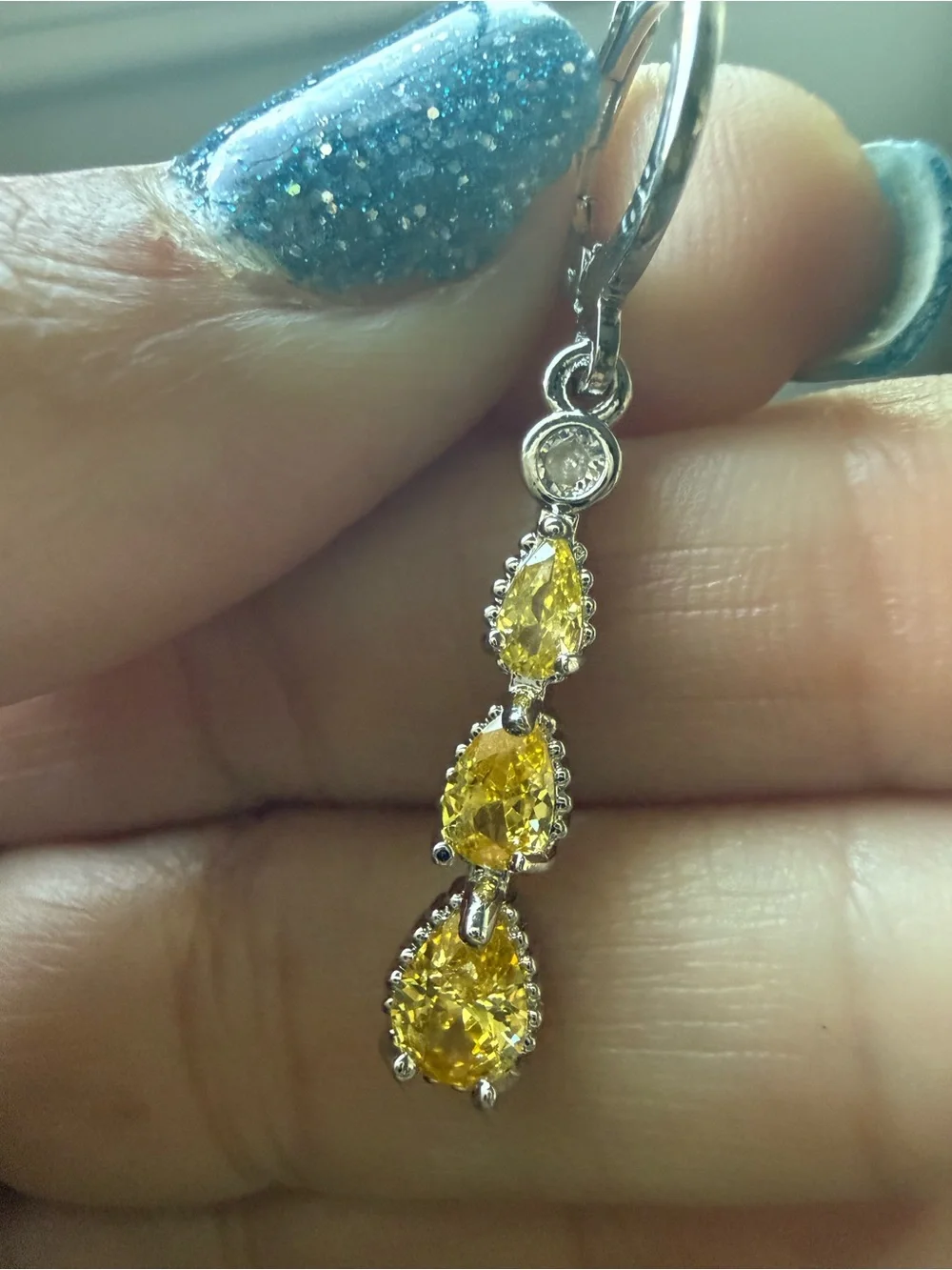 NEW!! 14k White Gold Plated with Yellow Crystals Drop Earrings